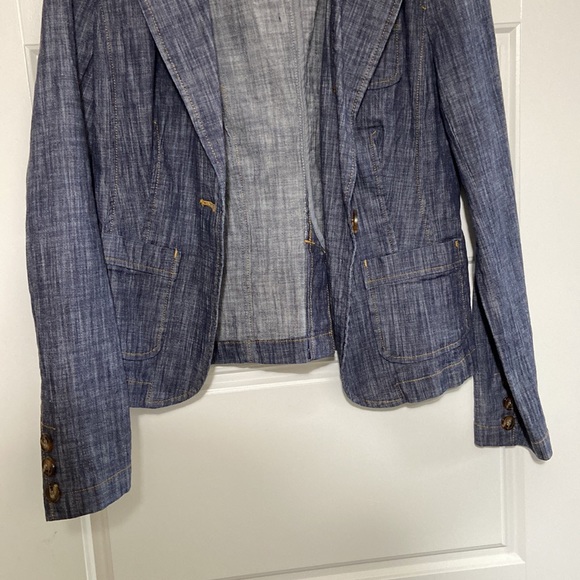 Ambition jean jacket SIZE medium - Picture 4 of 9